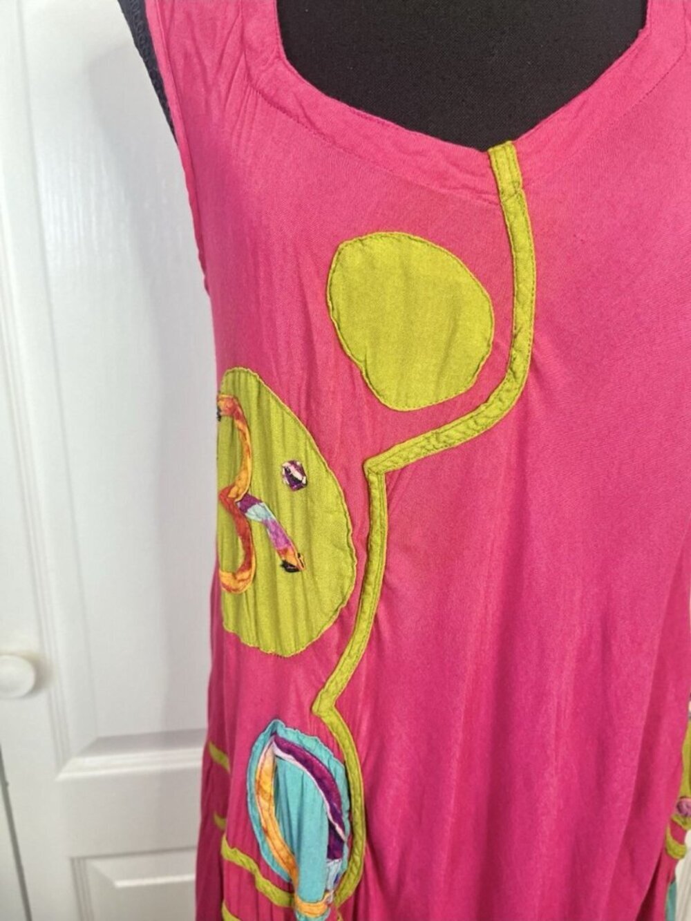 Junglee Billee Free Size Pink Embroidered Boho Dress Artsy Resort Applique Maxi - Picture 3 of 9